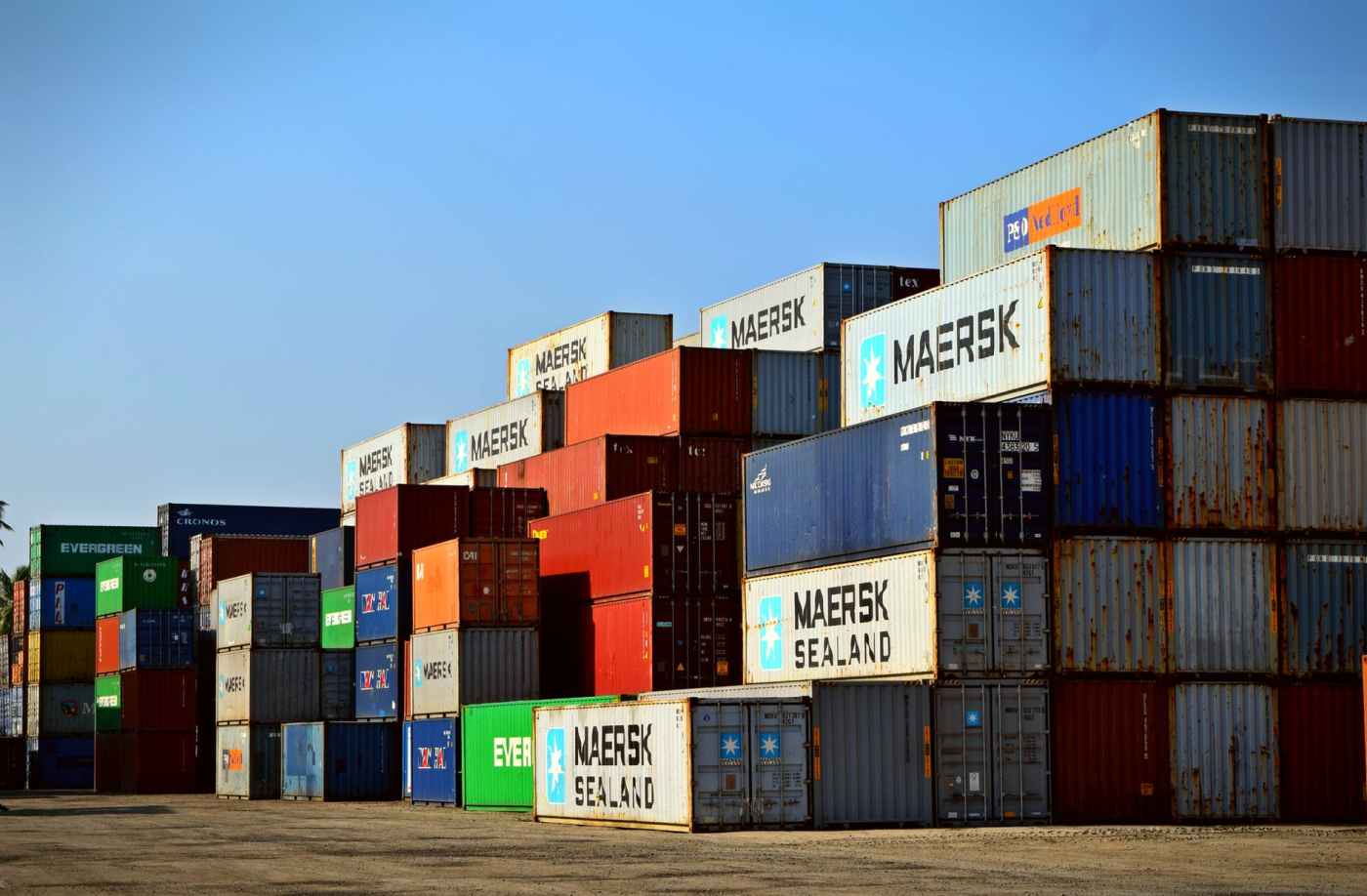 Containers image from pexels